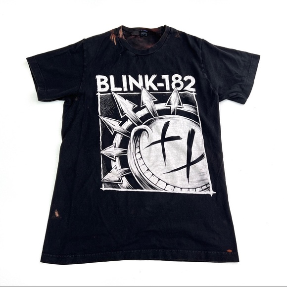 Tultex Other - Blink 182 band T-shirt 2017 concert tour tee T shirt